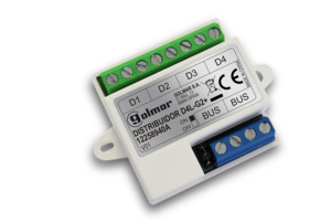 Splitter | Eén ingang, één doorgang, vier uitgangen | G2+